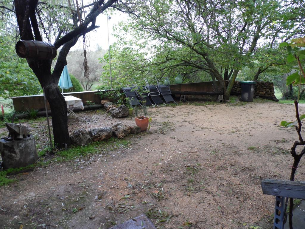 Le Mas Du Pin Vert Aubagne Luaran gambar